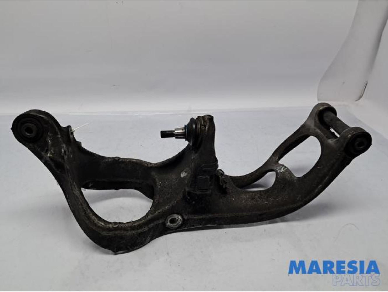 Citroen - C6 - Front wishbone, right