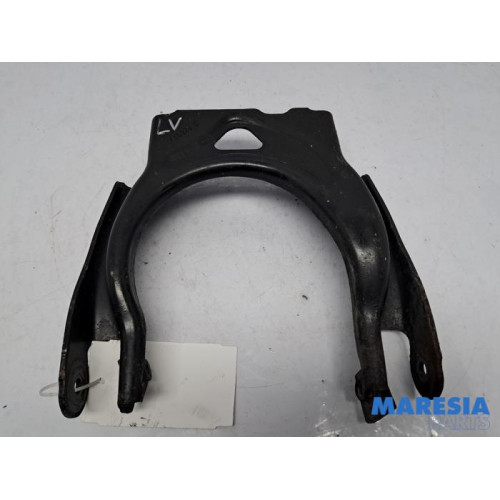 Citroen - C6 - Draagarm Boven links-voor