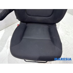 Renault - Trafic - Stoel links