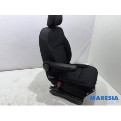 Renault - Trafic - Stoel links