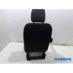 Renault - Trafic - Stoel links