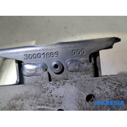 Citroen - C6 - Pedestrian airbag