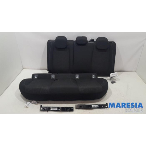 Peugeot - 308 - Rear bench seat