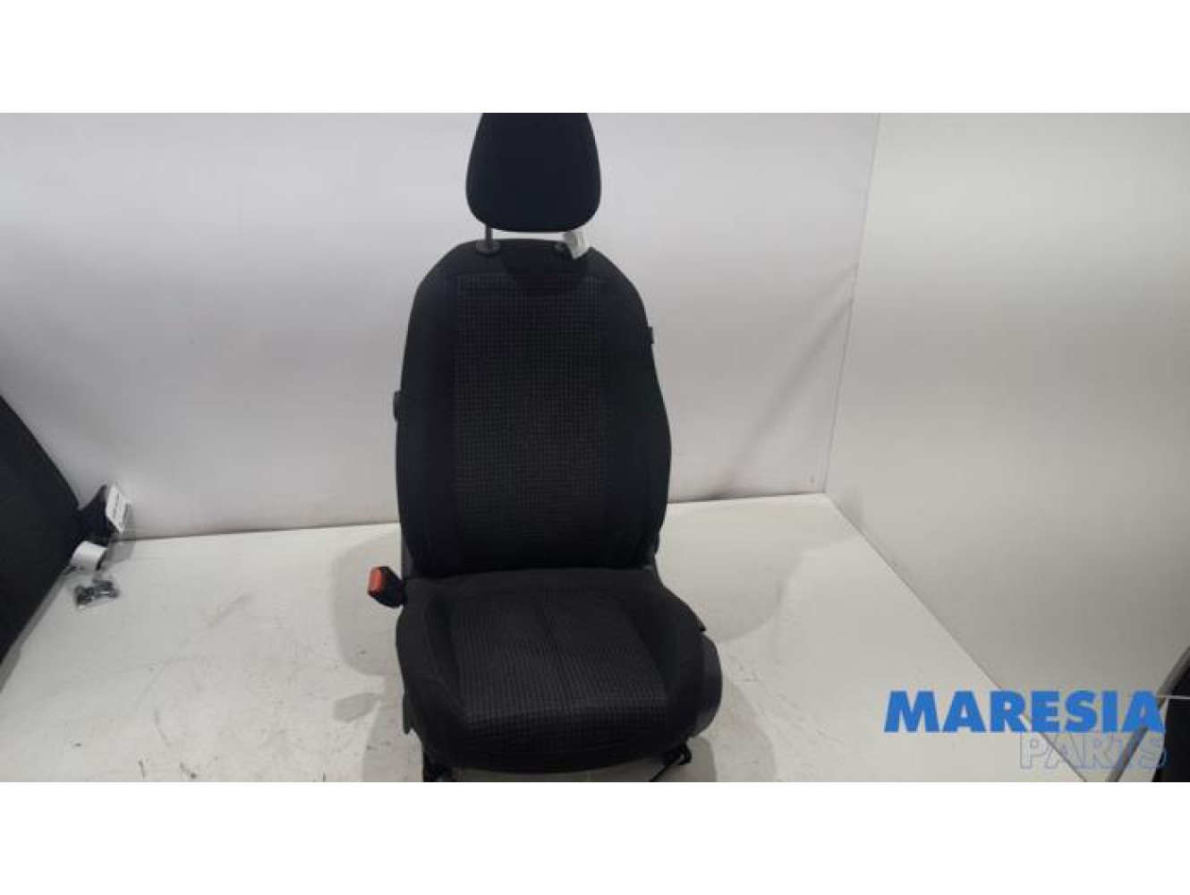 Peugeot - 308 - Sitz links