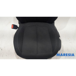 Peugeot - 308 - Sitz links