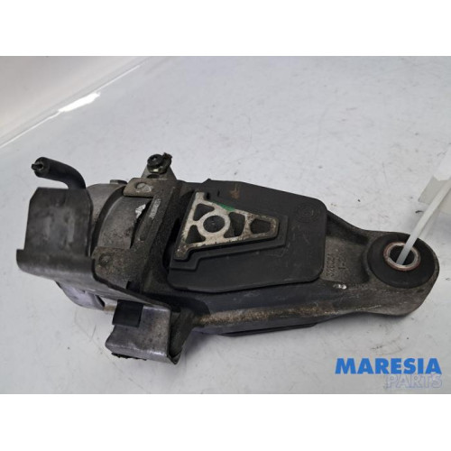 Citroen - C6 - Engine mount