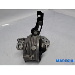 Citroen - C6 - Engine mount