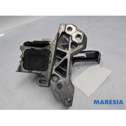 Citroen - C6 - Engine mount