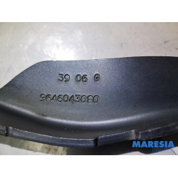 Citroen - C6 - Bonnet Hinge