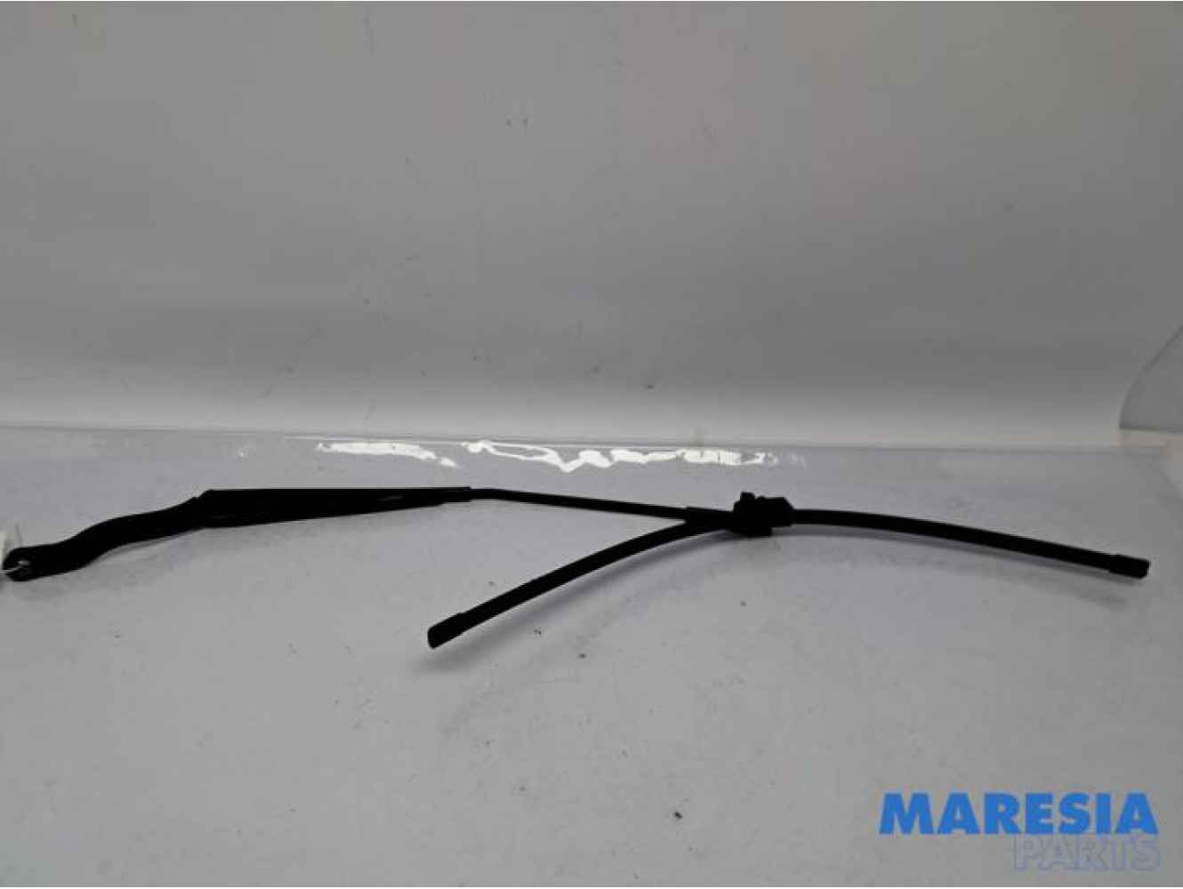 Citroen - C6 - Front wiper arm