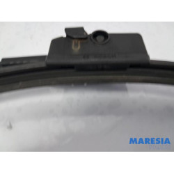 Citroen - C6 - Front wiper arm