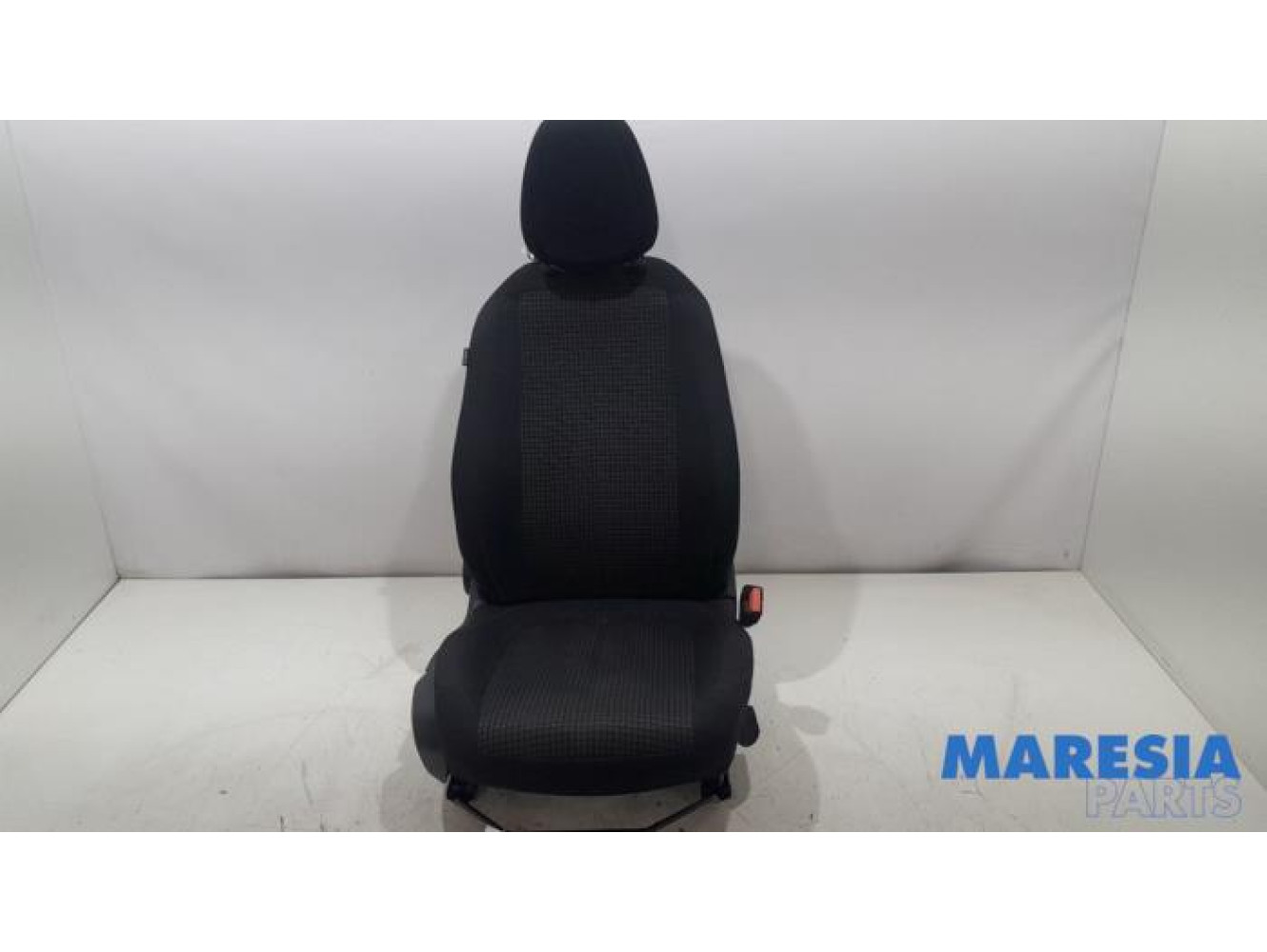Peugeot - 308 - Stoel rechts