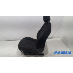 Peugeot - 308 - Stoel rechts