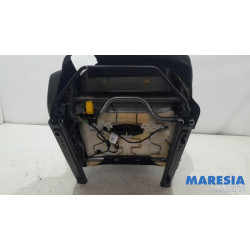 Peugeot - 308 - Stoel rechts