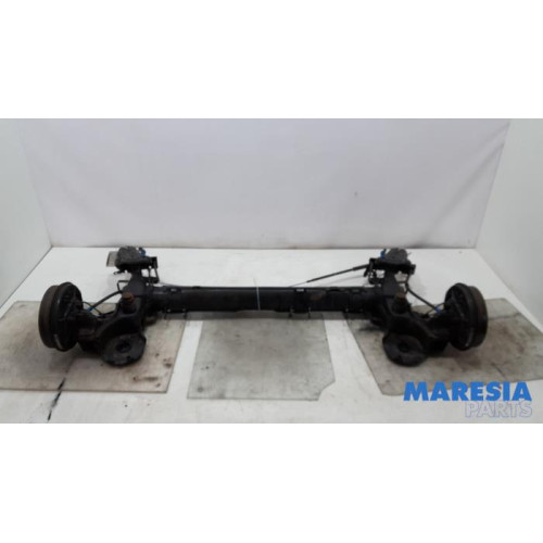 Peugeot - 208 - Hinterachse Vorderradantrieb