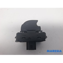 Renault - Megane - Elektrisch Raam Schakelaar