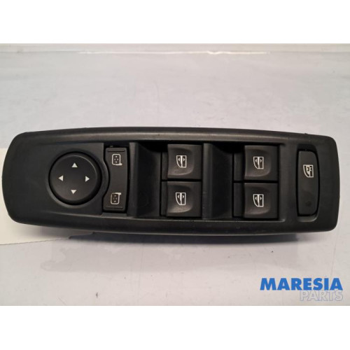 Renault - Megane - Combischakelaar ramen