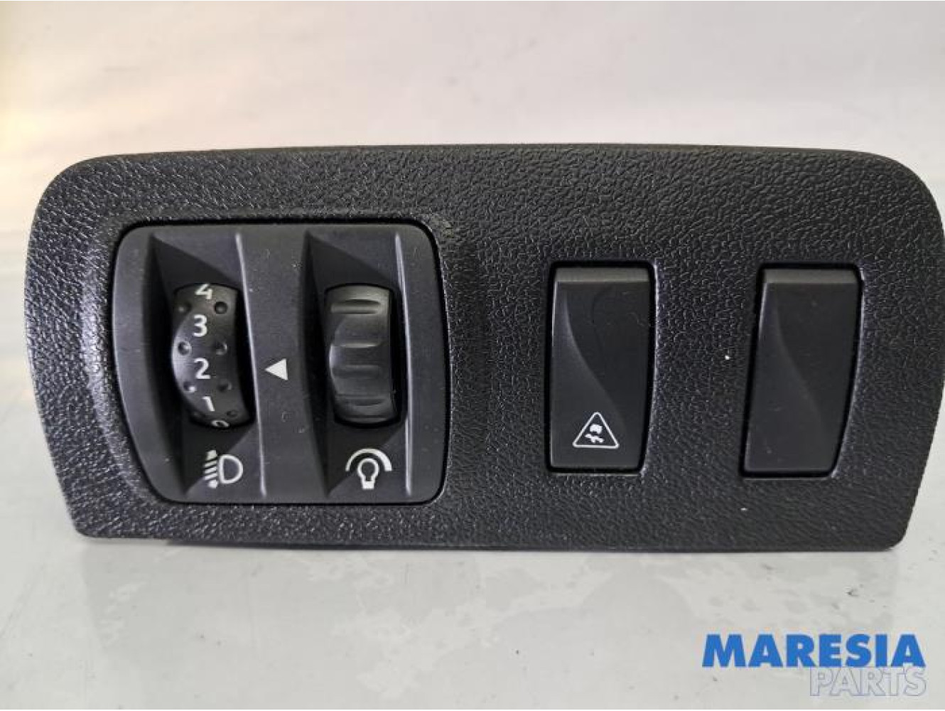 Renault - Megane - Schakelaar Koplamp Ihv