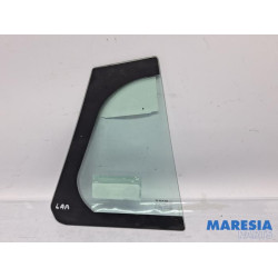 Renault - Megane - Rear quarter light, left right