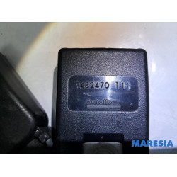 Renault - Megane - Veiligheidsgordel Insteek links-achter