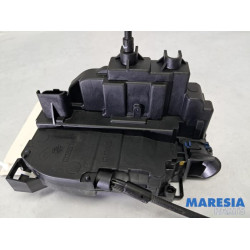 Renault - Megane - Deurslot Mechaniek 4Deurs links-voor