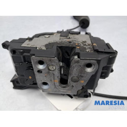 Renault - Megane - Front door lock mechanism 4-door, right