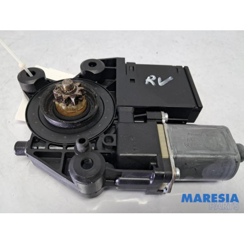 Renault - Megane - Raammotor Portier