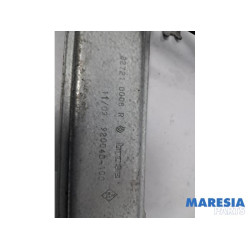 Renault - Megane - Ruitmechaniek 4Deurs links-achter