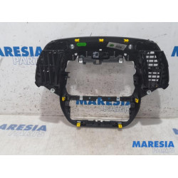 Renault - Captur - Dashboard decoration strip