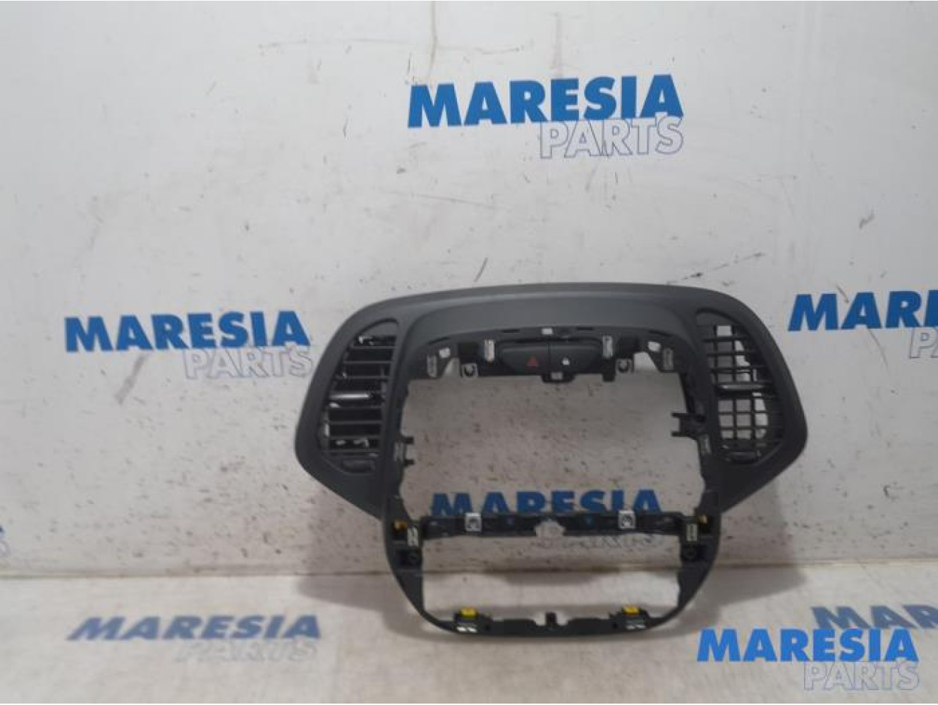 Renault - Captur - Dashboard decoration strip