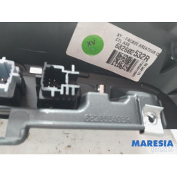Renault - Captur - Dashboard decoration strip