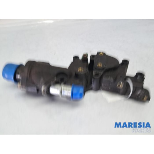 Peugeot - 206 PLUS - Thermostat housing