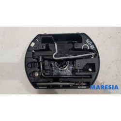 Peugeot - 308 - Krikset + reservewiel