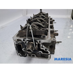 Peugeot - 206 PLUS - Cylinder head