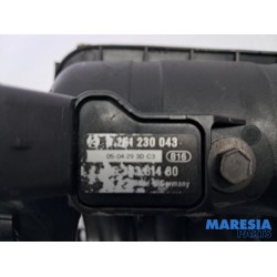 Peugeot - 206 PLUS - Tubulure d'admission