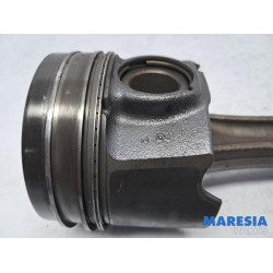 Opel - Vivaro - Connecting rod