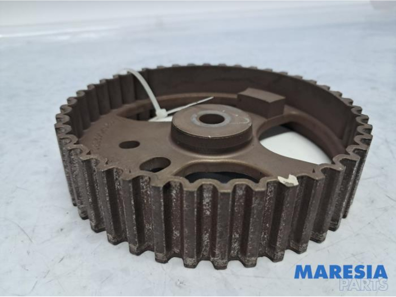 Opel - Vivaro - Camshaft sprocket