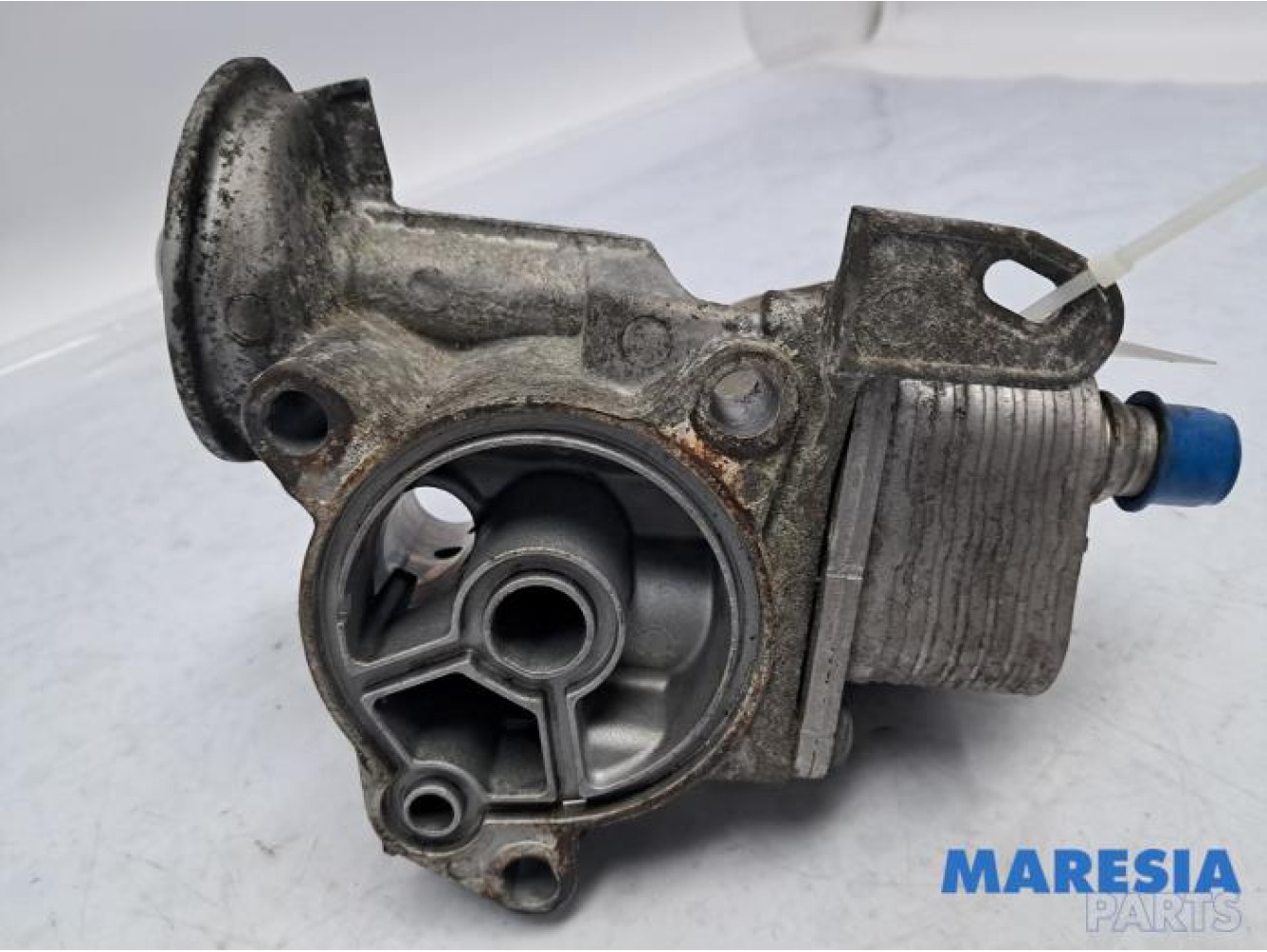 Opel - Vivaro - Oil filter holder