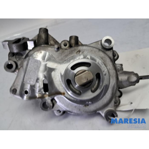 Opel - Vivaro - High pressure pump