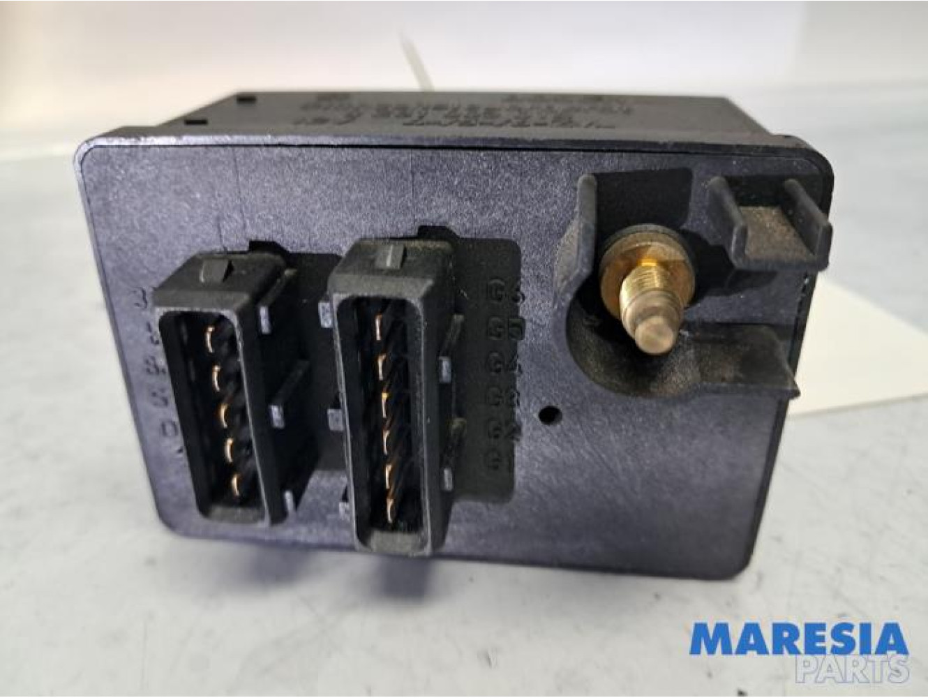 Citroen - C6 - Glow plug relay