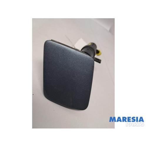 Citroen - C6 - Headlight washer