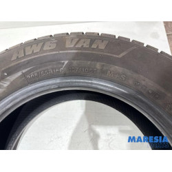 Renault - Trafic - Reifen