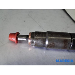 Opel - Vivaro - Einspritzdüse (Diesel)