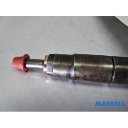 Opel - Vivaro - Einspritzdüse (Diesel)