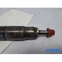 Opel - Vivaro - Einspritzdüse (Diesel)