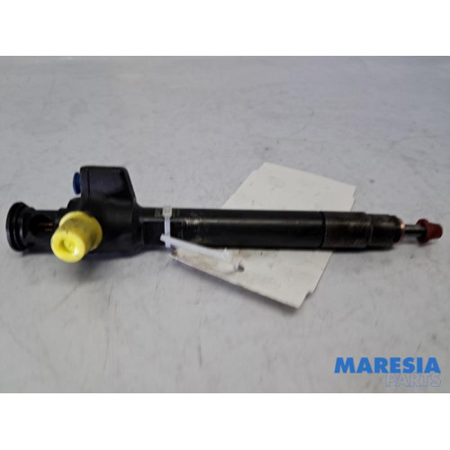 Opel - Vivaro - Einspritzdüse (Diesel)