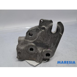 Opel - Vivaro - Support moteur