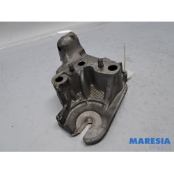 Opel - Vivaro - Support moteur