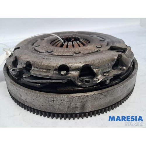 Opel - Vivaro - Dubbele massa vliegwiel