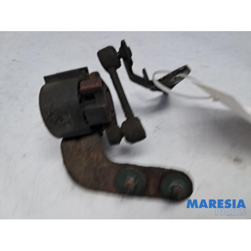 Citroen - C6 - Xenon height adjustment